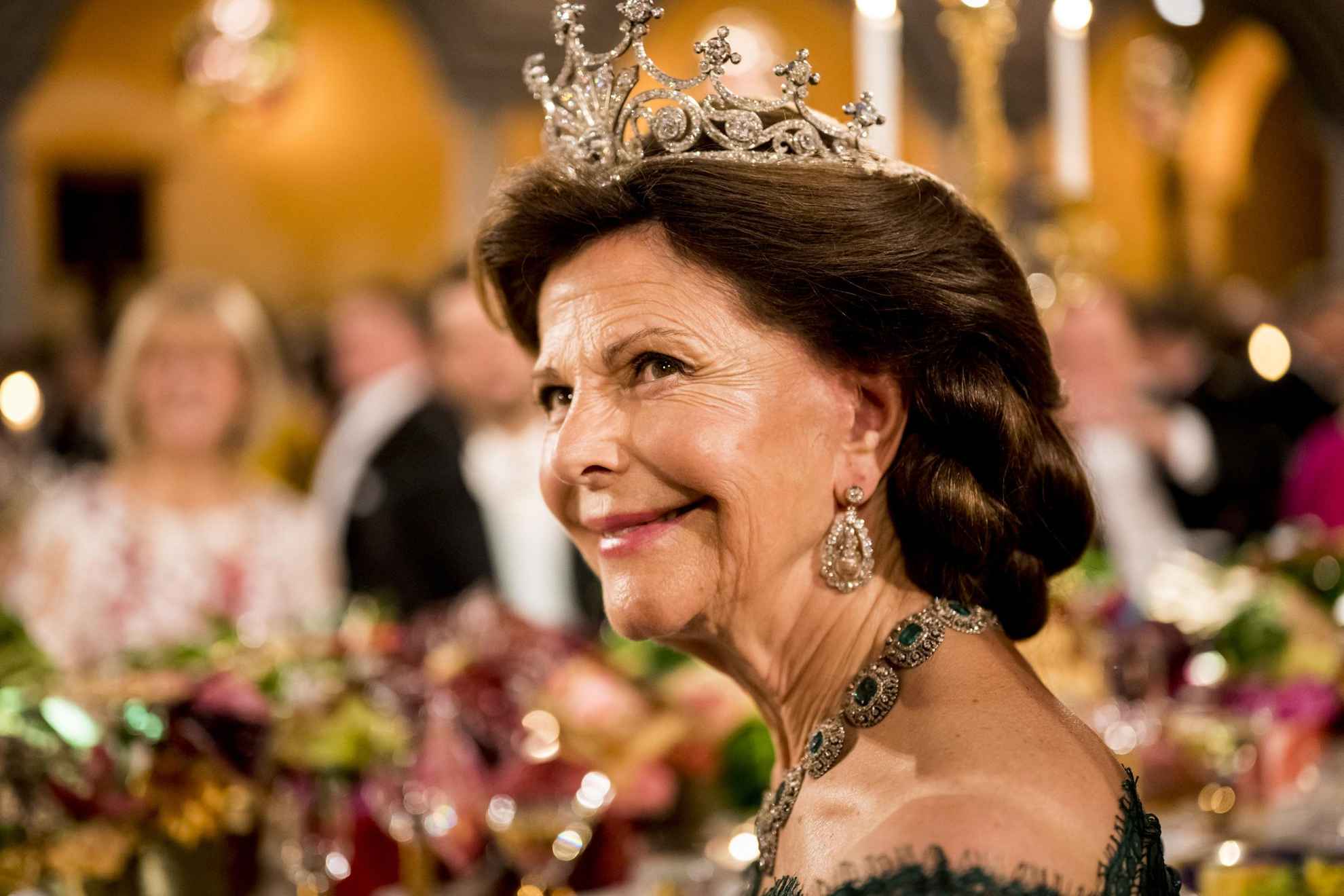 A picture of Silvia, the Queen of Sweden, at the Nobel banquet.