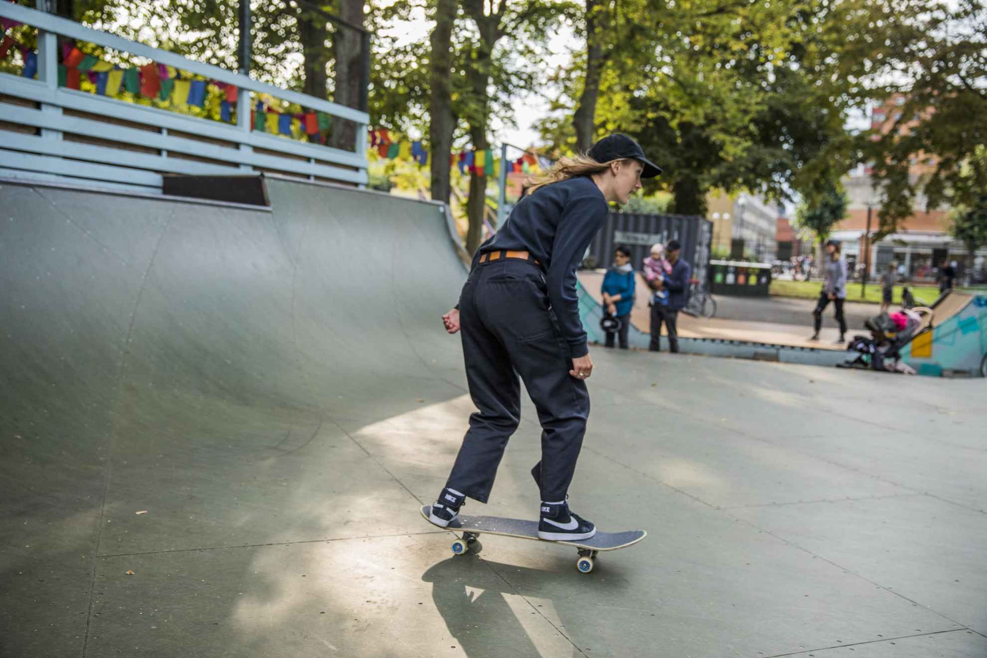 Skateboarding in Folkets Park