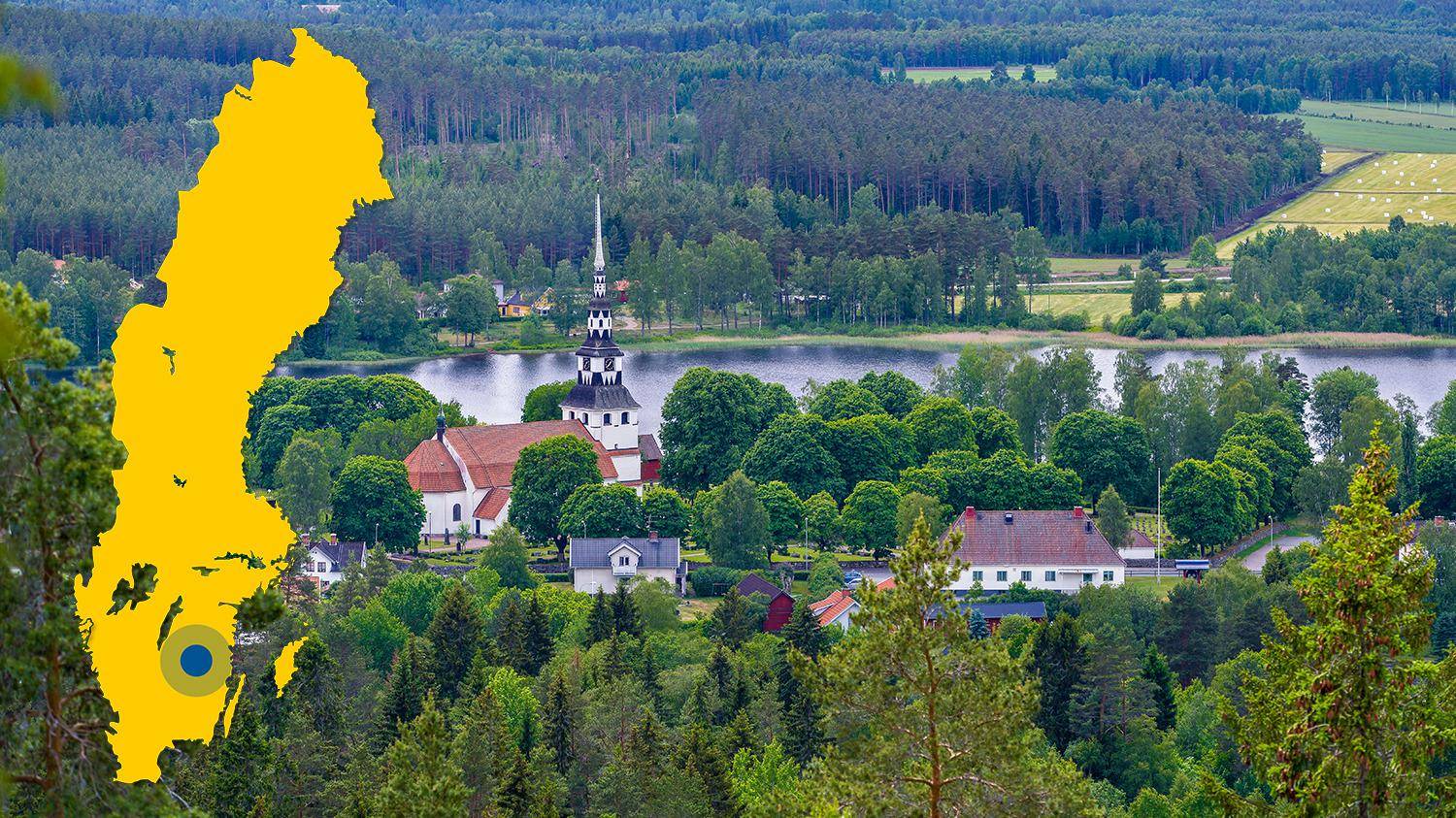 A white church and a couple of houses are surrounded by greenery, fields and a lake. There is a yellow map of Sweden with a blue dot that marks Ingatorp.