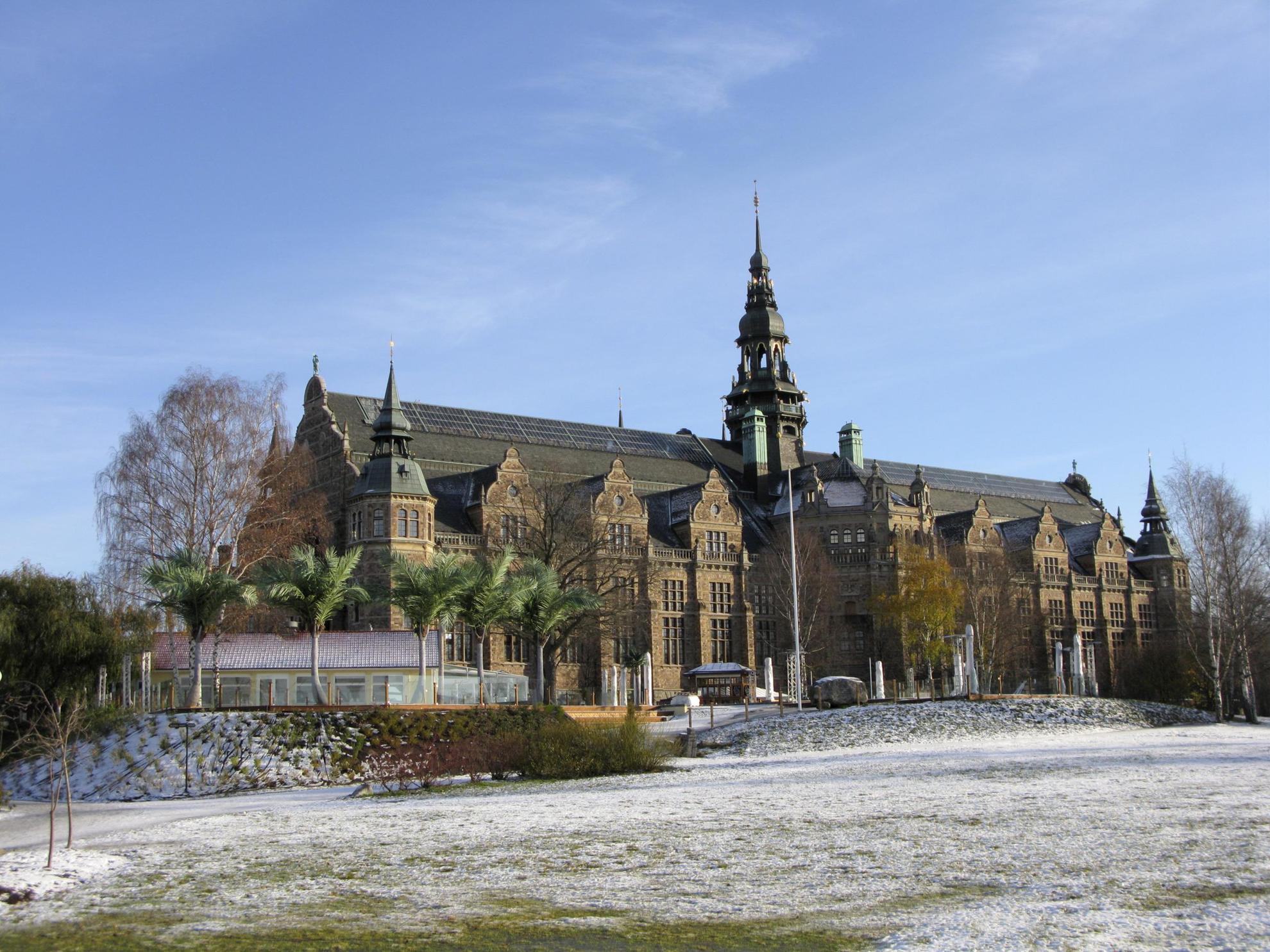 The Nordic Museum building in Djurgården, the lawn around is covered in frost.
